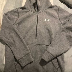 Under Armour Sweatshirt